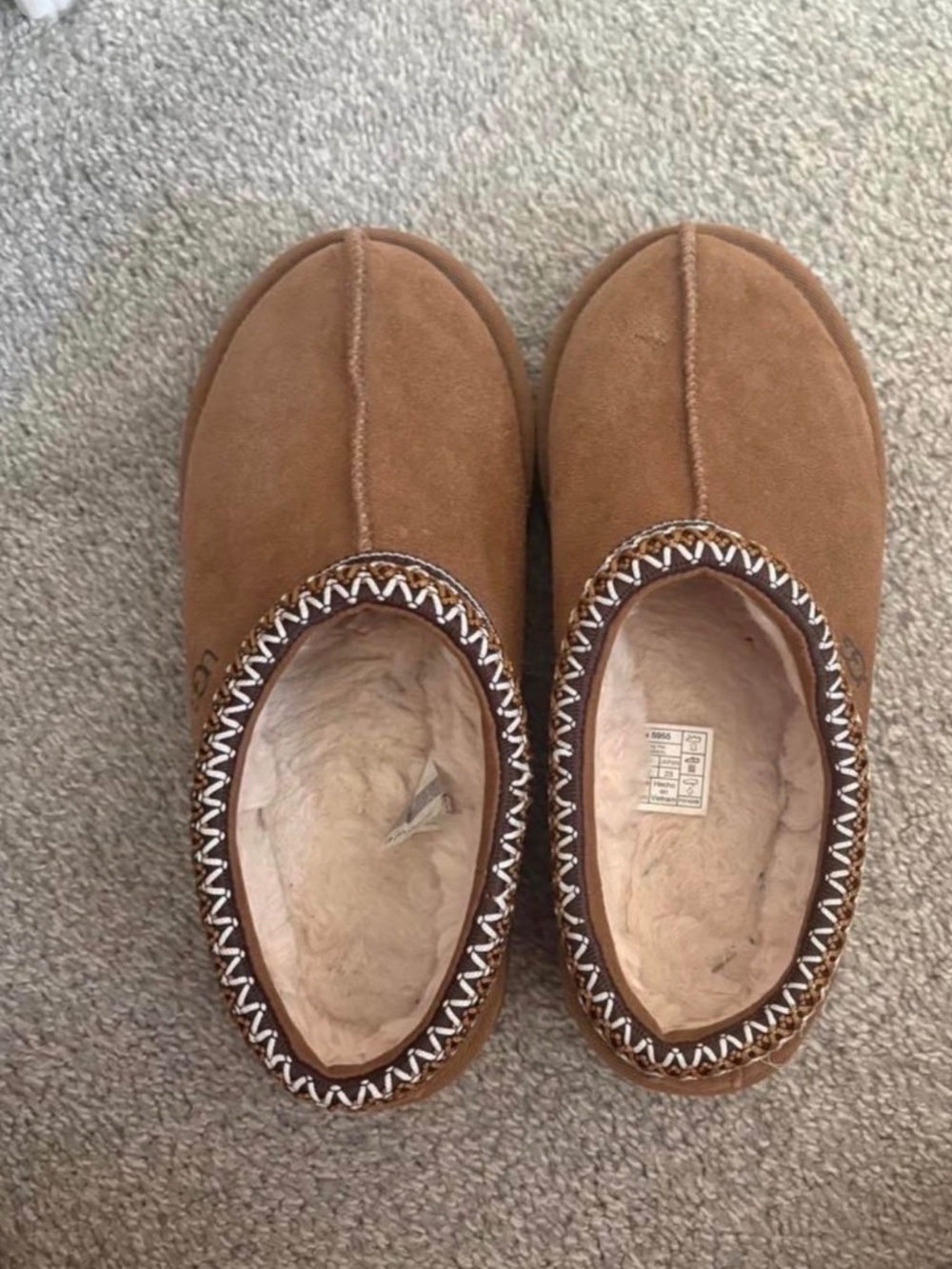 Ugg Tasman slippers women’s size 6